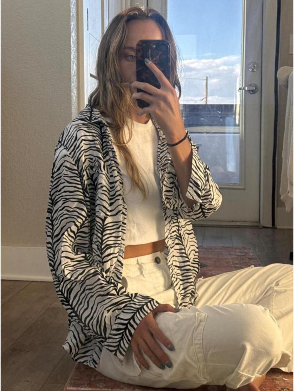 Vintage Chico’s zebra print button up shirt with mother of pearl buttons 😛